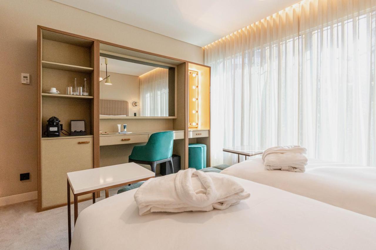 Luster Hotel Лиссабон Экстерьер фото