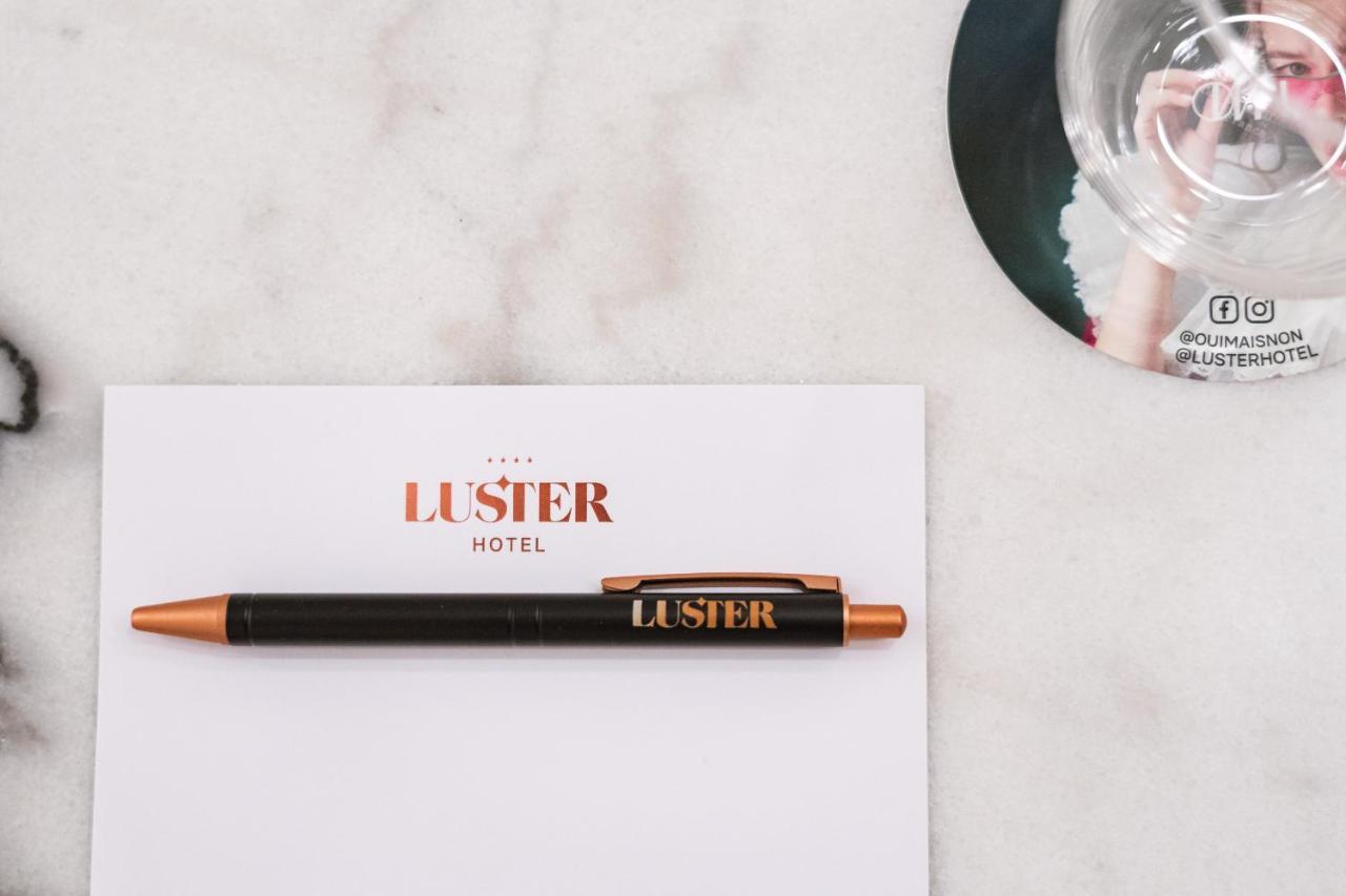 Luster Hotel Лиссабон Экстерьер фото