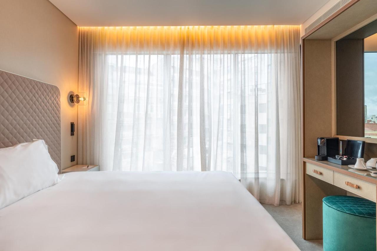 Luster Hotel Лиссабон Экстерьер фото